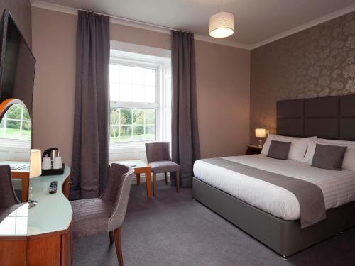 Elfordleigh Hotel - image 3