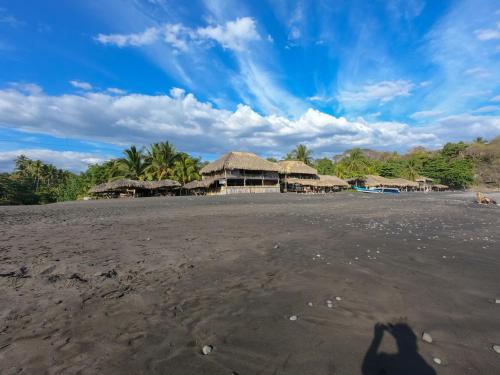 playa, Hammock plantation in El Zonte