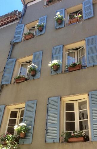 Maison Fontaines Bargemon | Romantic Bed & Breakfast chambre d'hôte Bois de Coste Rousse