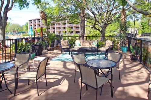 Island Club 5 - image 2