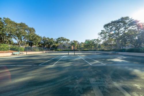 Island Club 5 - image 3