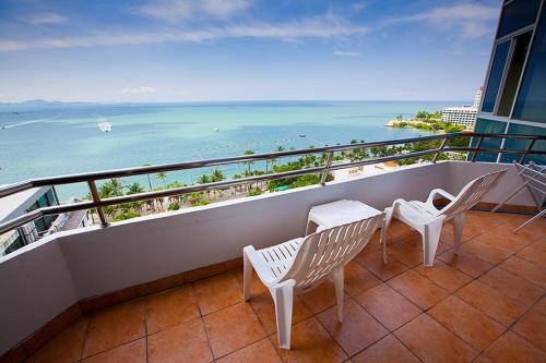 파타야 마크랜드 비치 뷰 (Markland Beach View) 3성급 호텔 수영장