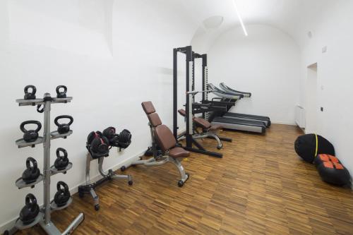 Studio Apartment image 4