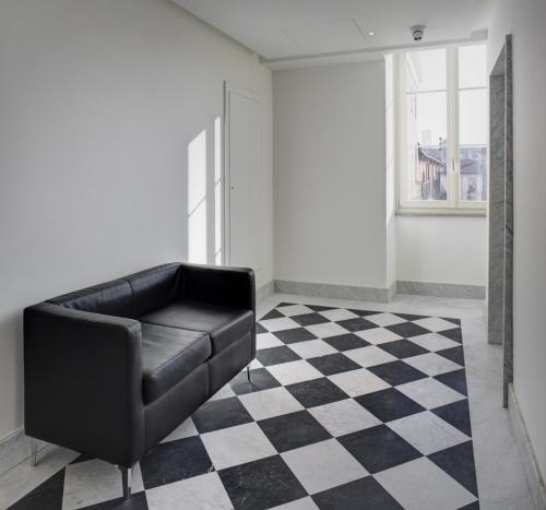 Studio Apartment image 6