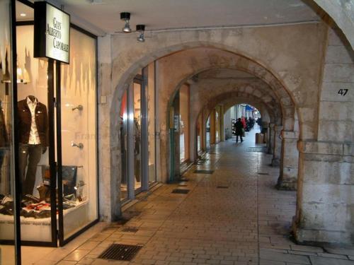 Appartement au calme Centre Ville a 2 pas du vieux marche