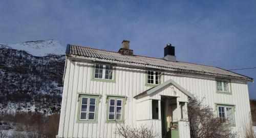 ทัศนียภาพภายนอกโรงแรม, Gammelstua på Storsæter Gård (Gammelstua pa Storsæter Gard) in ลอฟโฟเตน