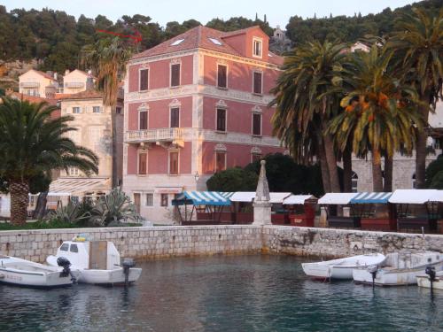 Hvar attic modern design - town center with a great view