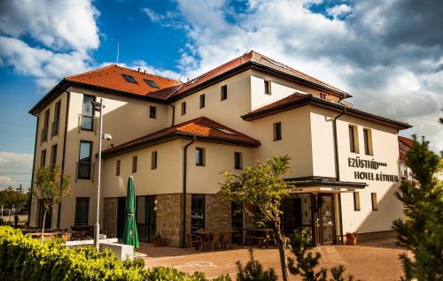 Ezusthid Hotel