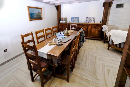 設施, Le Deroscope in 阿里尼