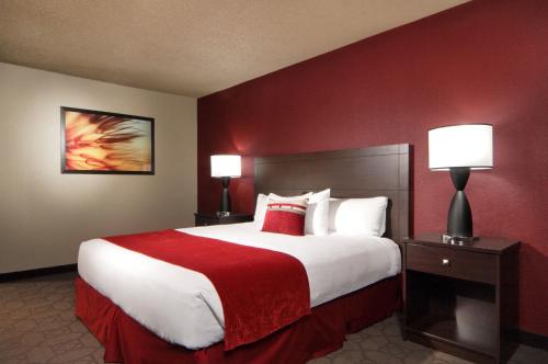 1 queen bed