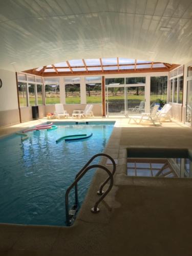 Swimming pool, Ayelen Andina in Esquel