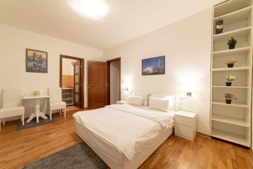 Apartment Royal City - image 2