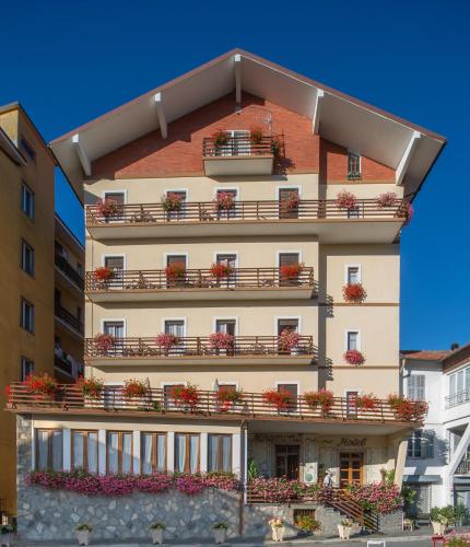 Miramonti - Hotel - Calizzano