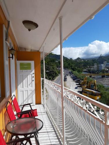 balkon/taras, Narakiel's Inn in Roseau