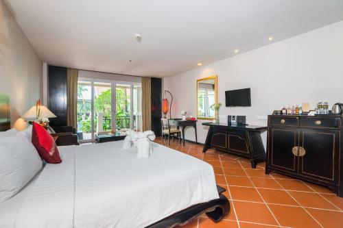 room detail thumbnail 0