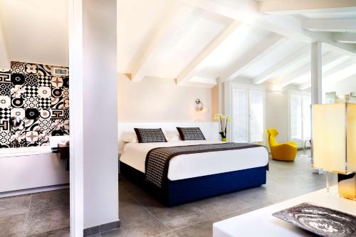 Suite with Balcony