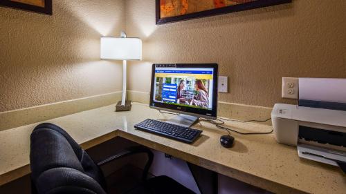 Best Western Executive Inn El Campo