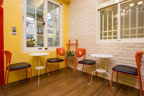 N. castle Hotel in Yilan City