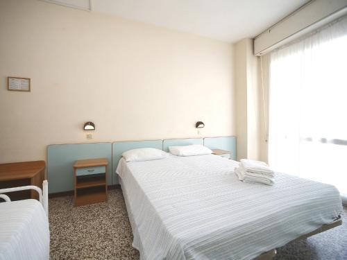 Triple Room image 10