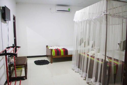 Standard Triple Room image 9
