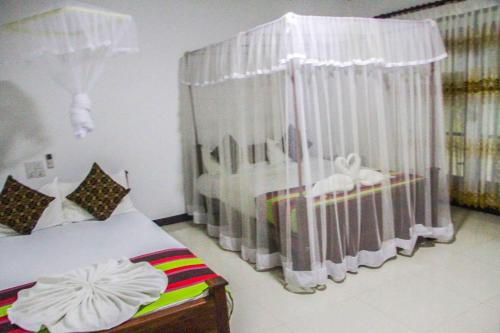 Standard Triple Room image 10