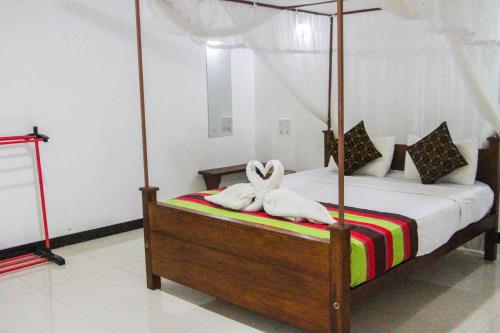 Deluxe Double Room image 10