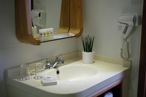 Be Chic - Twin Room image 6