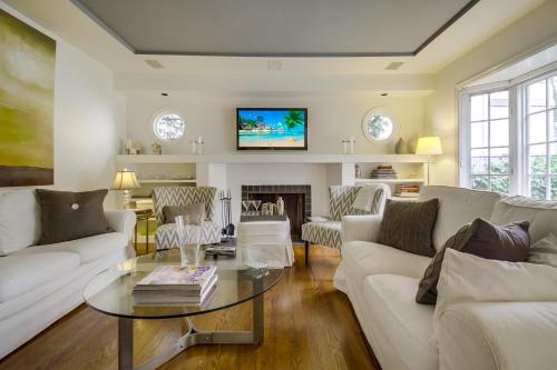 A Touch of Cape Cod in West Hollywood, Los Angeles (photo 5)