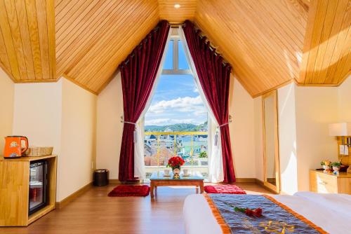 VF Hotel Dalat – Dalat