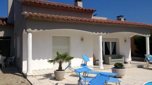  Casa con piscina privada al lado de la playa. Oral in Sant Pere Pescador