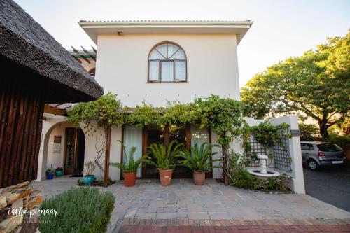 A szálláshely kívülről, A Tuscan Villa Guest House near Fish Hoek Beach