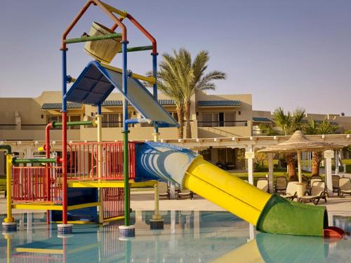 Coral Sea Holiday Resort and Aqua Park