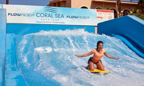 Coral Sea Holiday Resort and Aqua Park