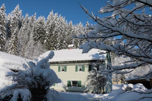 Sissepääs, Helle Ferienwohnung Saunahaus in Lungötz
