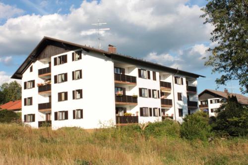 Fewo mit malerischem Bergblick im - Apartment - Bischofsmais