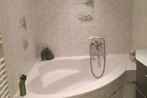 6743 Privatapartment Garbsen - image 4