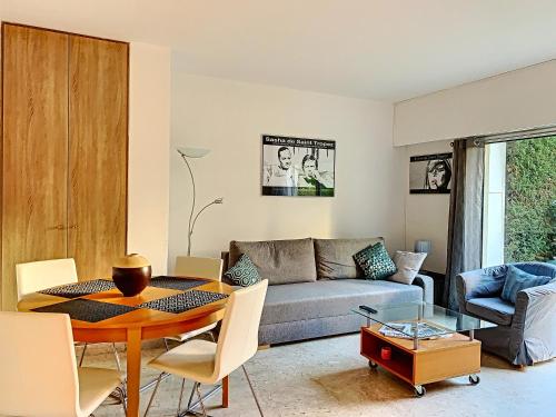 Cannes Golden Gate apartment with big terrasse and Wifi