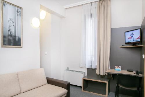 Hotel Niky - image 7