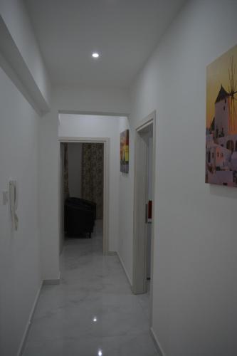 P.L Hermes Studios & Apartments