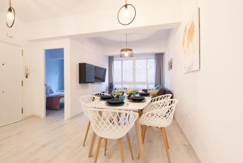 Nuevo centro 3 hab 2 baños ac wifi, Málaga (fotografie 9)