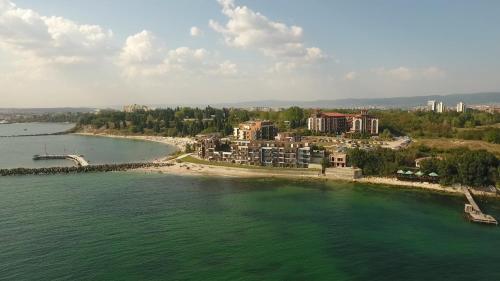 Akrotiria Beach Apart Complex - image 5