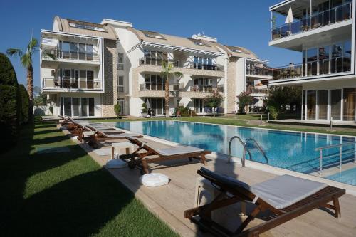  Elegant Residence 2 Bedroom Apartment, Pension in Belek