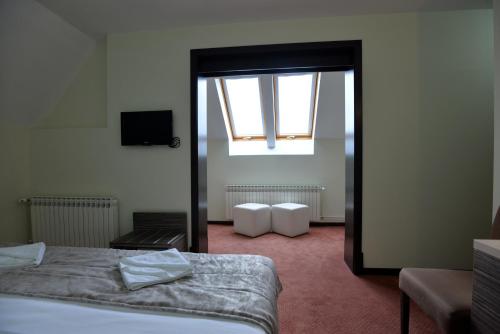 Hotel Livade - image 12