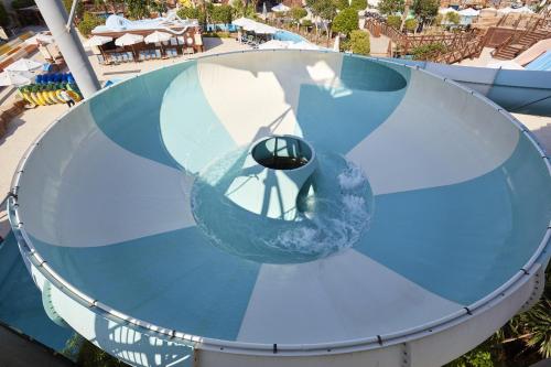 Coral Sea Holiday Resort and Aqua Park