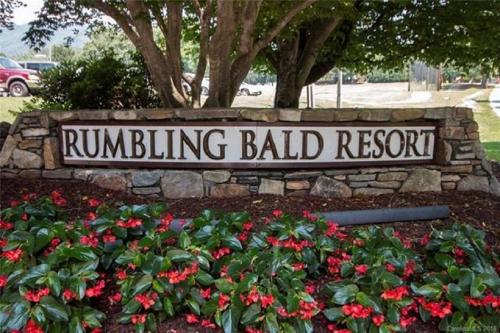Rumbling Bald Resort