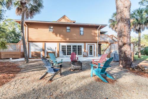 R Anchor House on St. Helena Island 