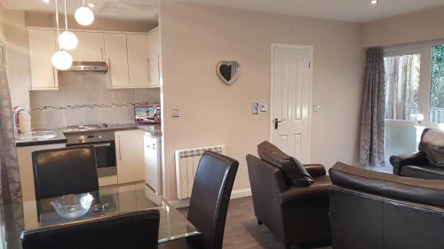 Valley Grove Bungalows - image 7