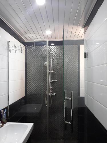 Douche, Appartement Akid Lotfi Oran in Akid Lotfi