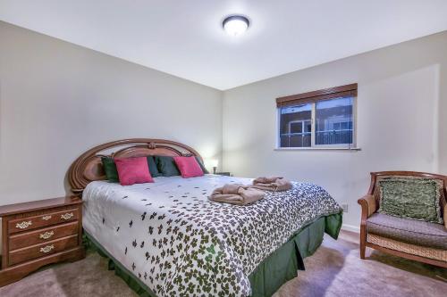 Paradise Retreat 3688P Townhouse - main image