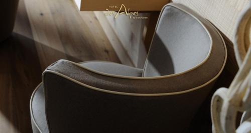 Garni Hotel des Alpes by Bruno Kernen - main image
